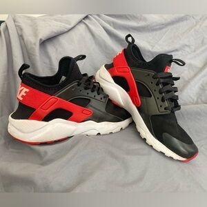 Nike Air Huarache Run Ultra